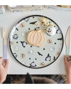 Boo Crew Paper Plates (8Pk)