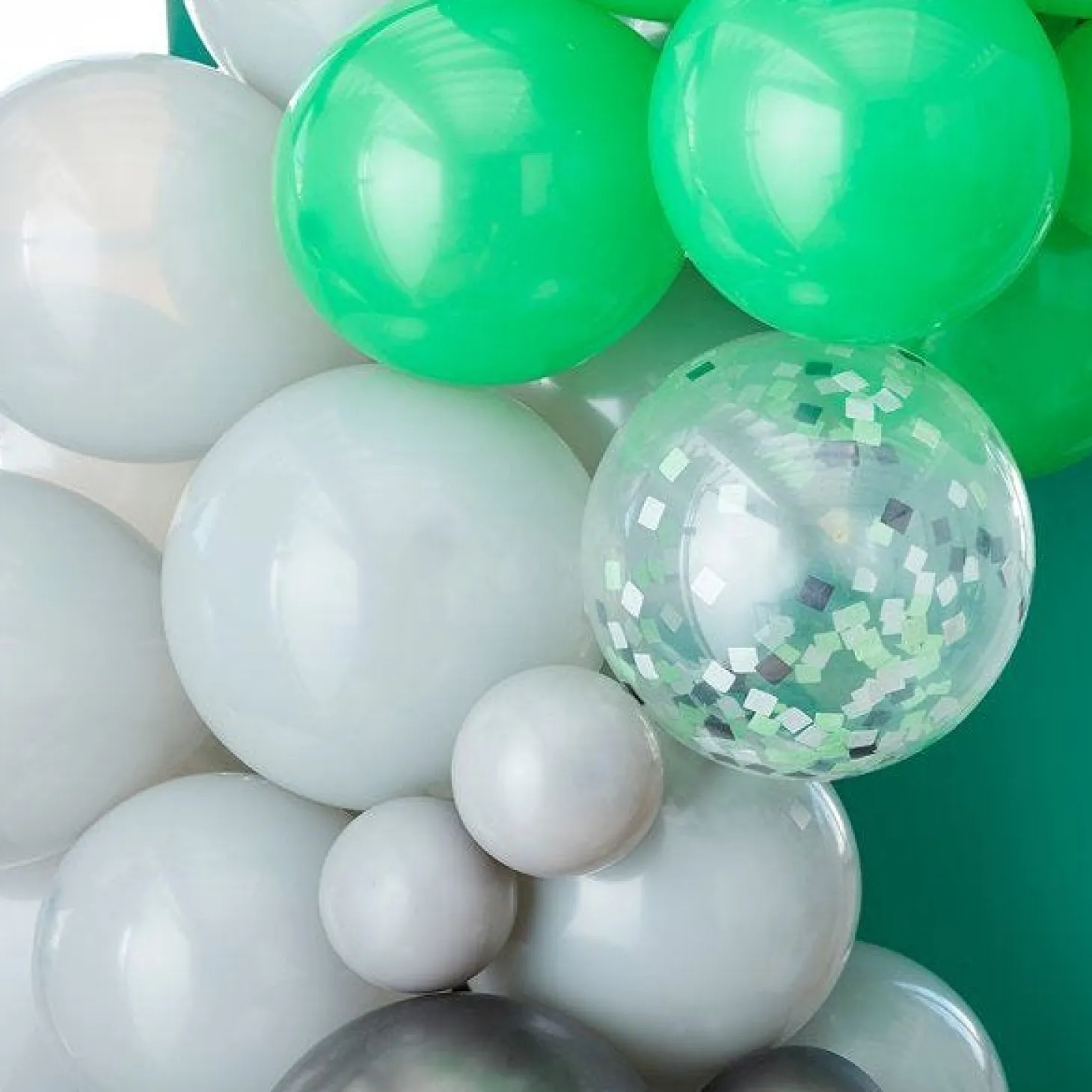 Gamer Balloon Arch - 70 Balloons