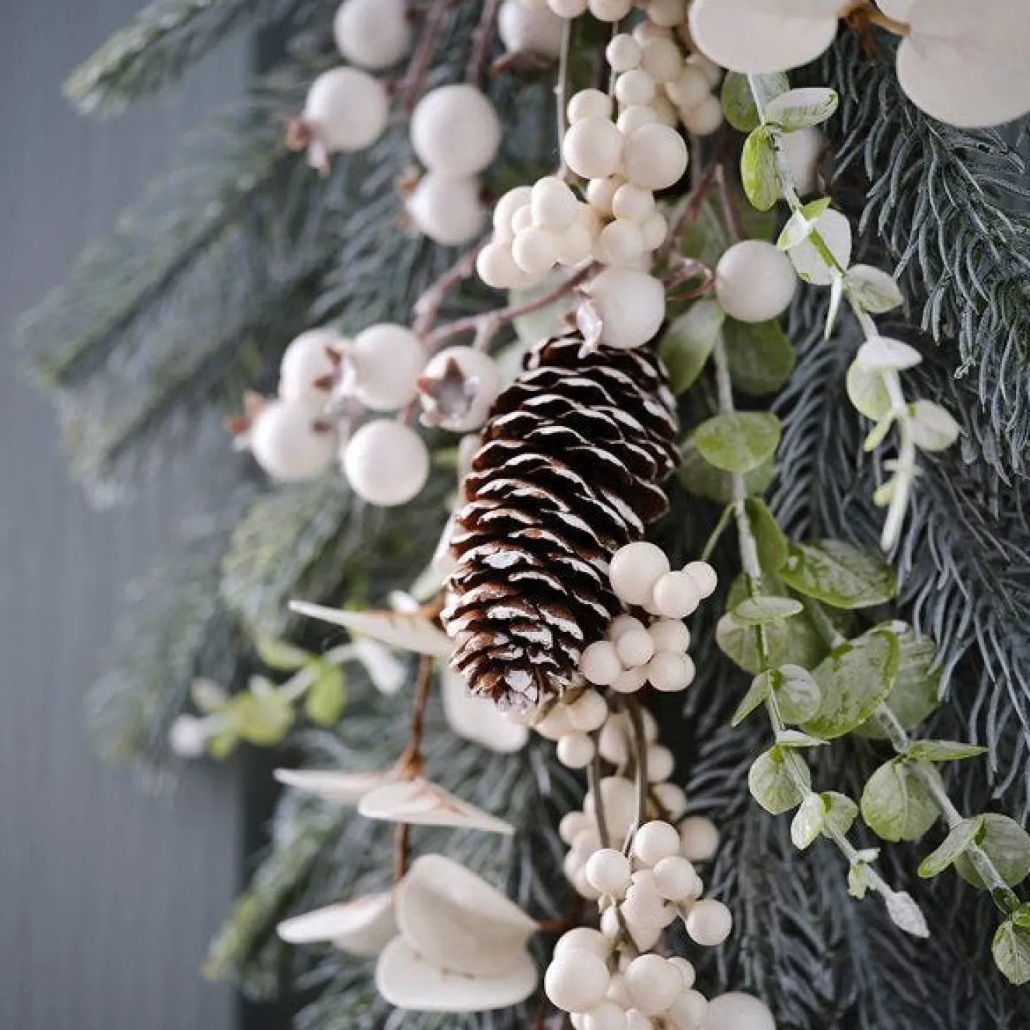 Green And White Foliage Door Swag