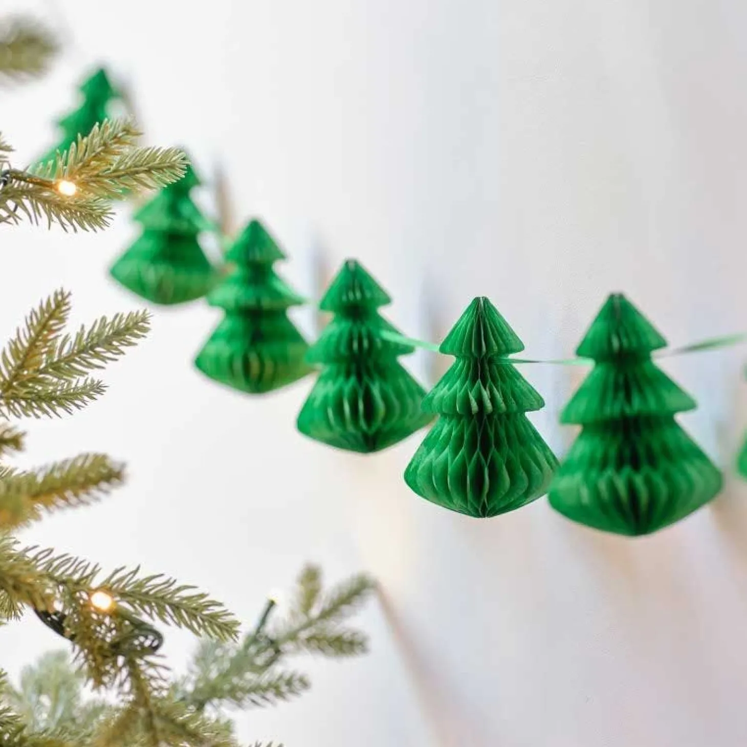 Green Honeycomb Trees Paper Garland - 2M