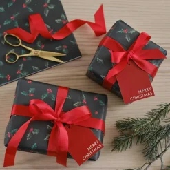 Holly Wrapping Paper With Gift Tags & Ribbon - 2 Sheets (50Cm X 70Cm)