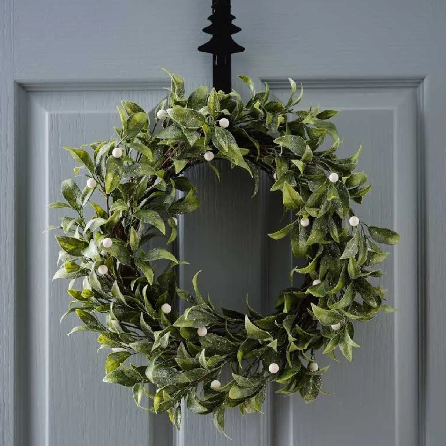 Mistletoe Wreath - 30Cm