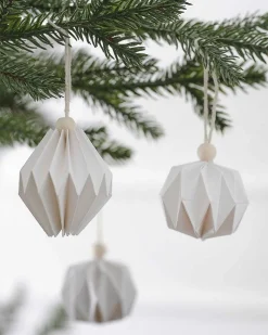 Paper Shaped Tree Decorations With Bead (3Pk)